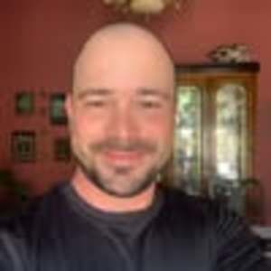 Meet your Posher, Carlos a